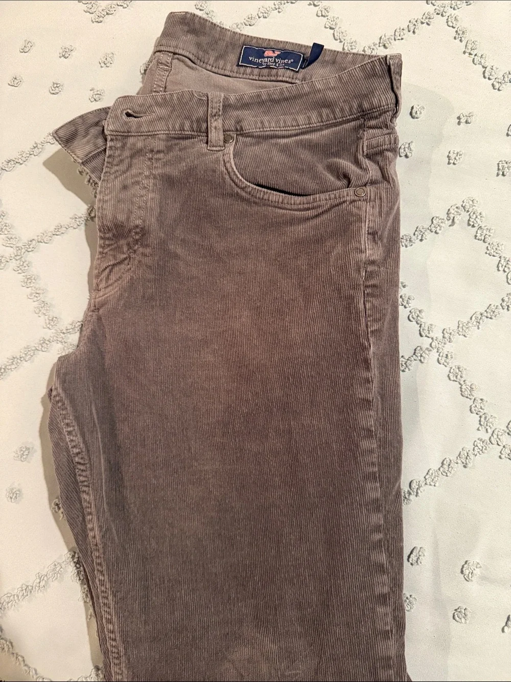 Vineyard Vines High-Rise Corduroy Jeans in Taupe Brown